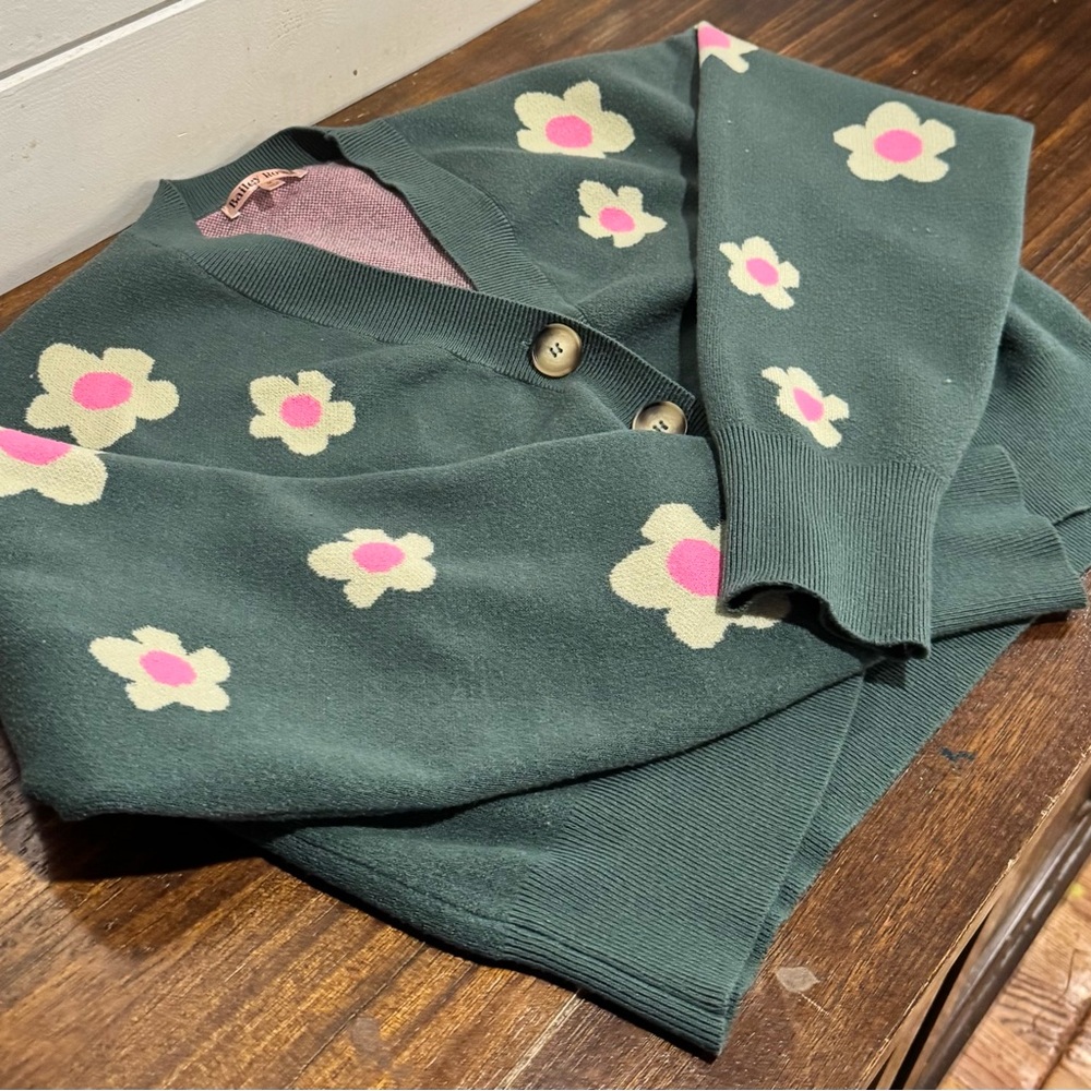 Cropped Floral Cardigan Woman’s Sweater, Sz M, Retro Y2K chic cottagecore